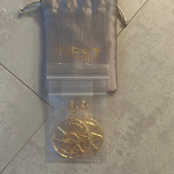 BNWT NEST EVIL EYE GOLD PLATED EARRINGS - Picture 1 of 8